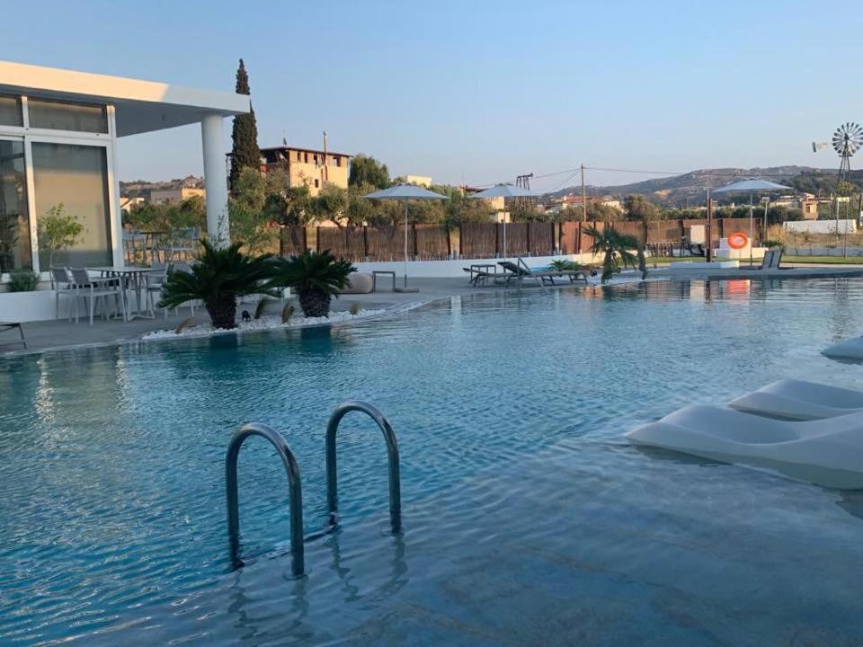 帕斯蒂达 Nama Retreat酒店 外观 照片